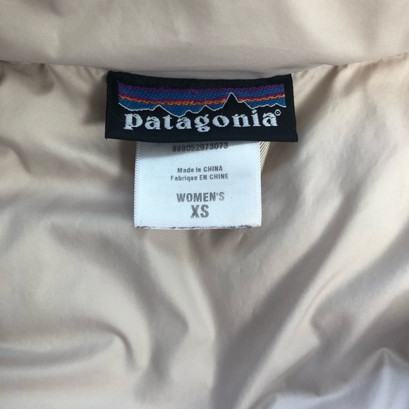 WOMENS PATAGONIA DOWN PUFFER HOODED PARKA, SIZE XS - Picture 5 of 14